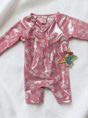 Real Love Y2K Pink Daisy Infant Swim Romper UPF 50 size 9M metallic ✨